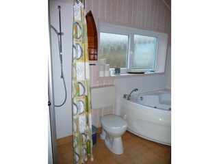 Duschbad mit Whirpool