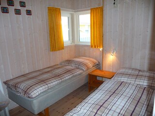 Schlafzimmer 2