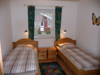 Schlafzimmer 2