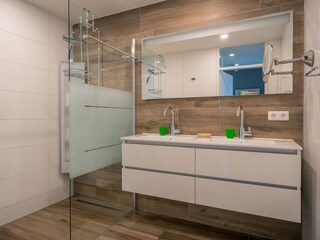 Apartment De Koog Features 10