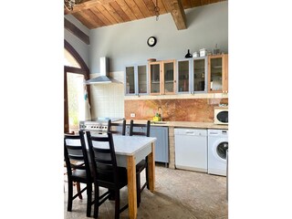 Fourth kitchen, Barn