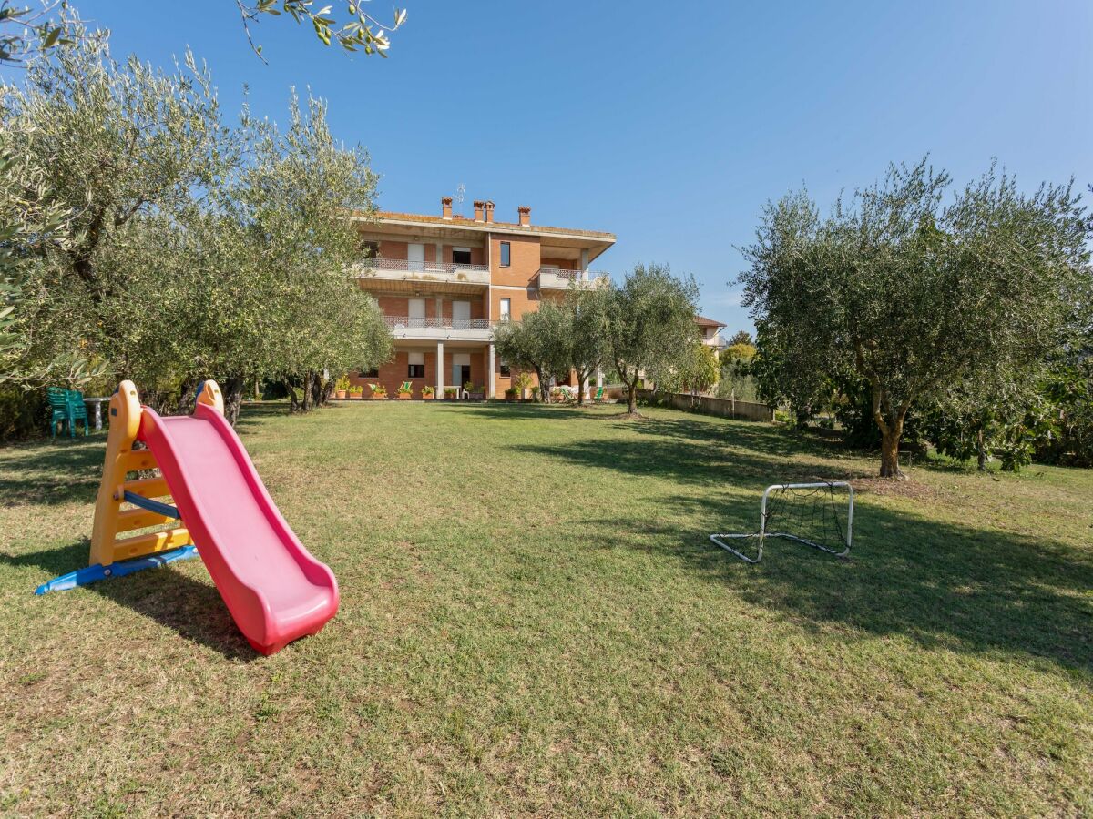 Apartment Tuoro sul Trasimeno Außenaufnahme 9