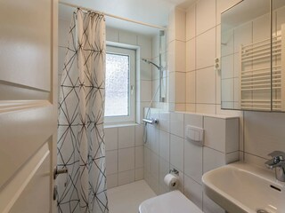 Badezimmer 1