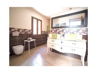 Zweites Badezimmer