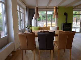 Bergmannstrost Wohnzimmer Essplatz