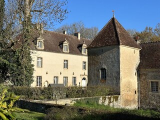 Ferienhaus Jouey Außenaufnahme 14