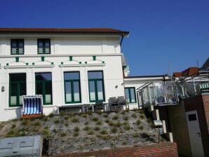 WoogeElisa - Venerable villa de pueblo cerca de la playa