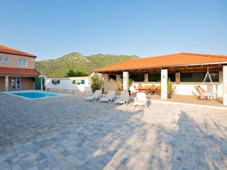 Villa Vrgorac Buitenaudio-opname 6