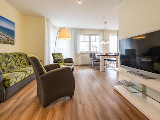 Wohnbereich mit LCD-TV, kostenfreies WLAN