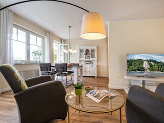 Wohnbereich von der Couch aus gesehen