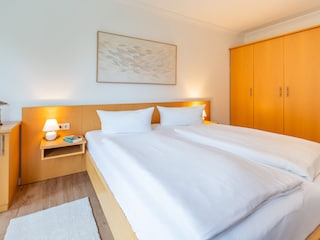 Doppelbett 180 x200 hochwertige Hotelbettwäsche