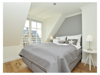 Schlafzimmer im OG