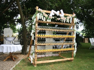 Champagne stand