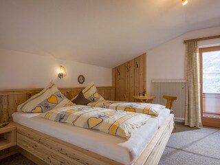 Double bedroom Top 1