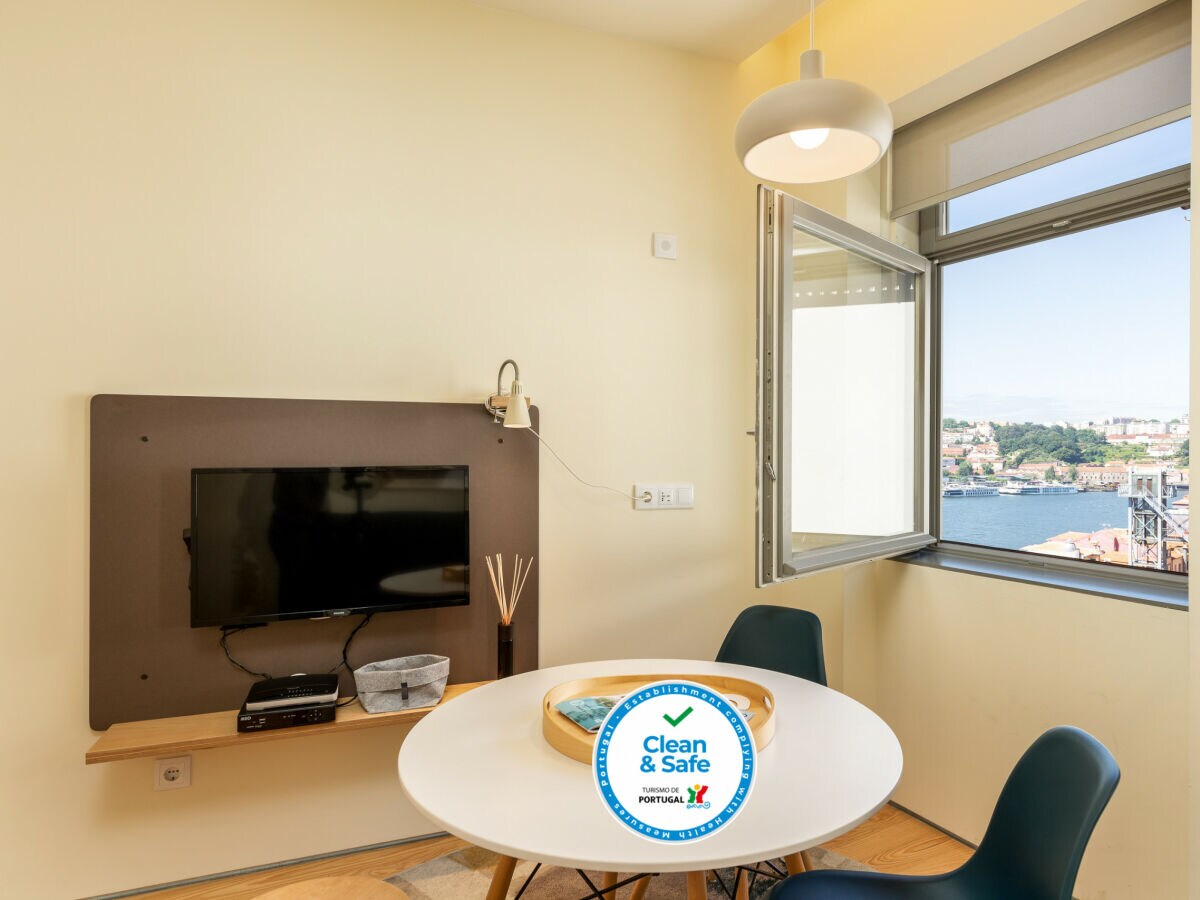 Ferienwohnung Feel Porto Codecal Apartment 2 1 Porto Firma Feel Porto Alojamento Local E Servicos Turisticos Lda Herr Ana Trigo