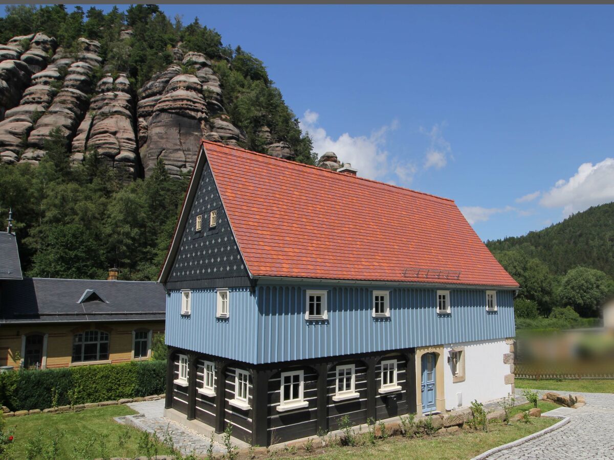 vacation home with mountain "Oybin"