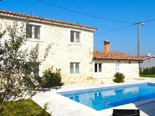 Casa per le vacanze Višnjan Registrazione all'aperto 1