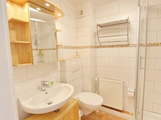 Badezimmer 2