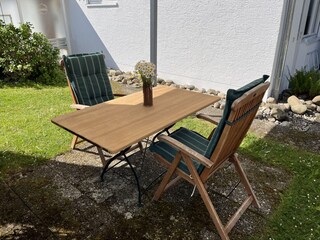 Die Gäste-Terrasse vor dem Apartment
