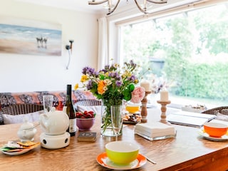 Der Tisch ist ausziehbar