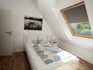 Schlafzimmer 2 OG