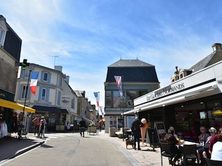 Apartment Saint-Côme-de-Fresné Umgebung 12