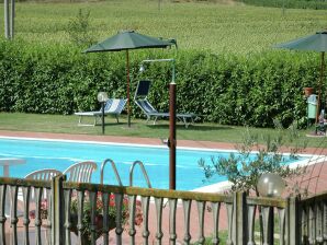 Gemütliches Ferienhaus in Magione mit Pool - Corciano - image1