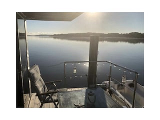 Sonnenterrasse - auf Wunsch: E-Boot Hafenfloh