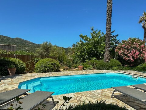 Villa Casa Rossa con piscina privada climatizada