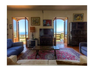 Villa Sant' Agata di Militello Caratteristiche 8