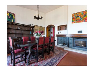 Villa Sant' Agata di Militello Caratteristiche 10