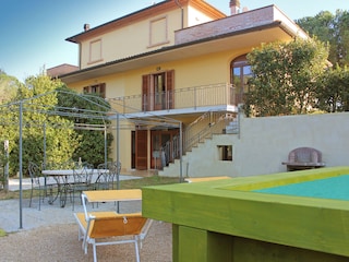Garten mit Pool