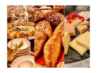 umfangreiches Frühstücksbuffet (kostenpflichtig)