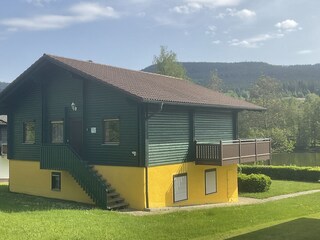 Ferienhaus mit Blick auf den See