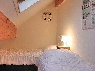 kleines 2 Pers Schlafzimmer
