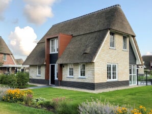 Friese Meren Villa's WB8