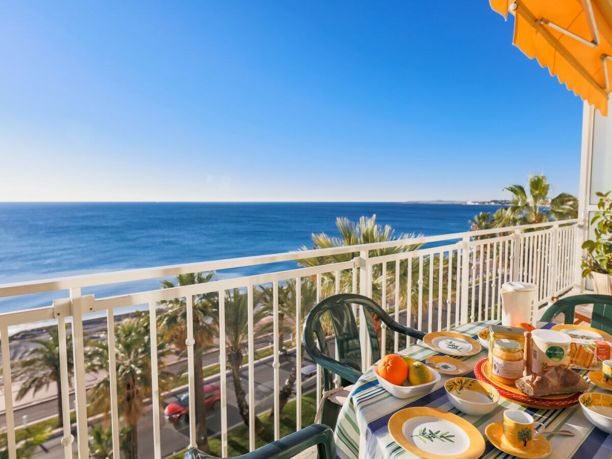 Ferienwohnung Le San Diego Ap4185 By Riviera Holiday Homes Nizza Firma Riviera Holiday Homes Lucienne Giulian