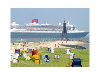 Kugelbake und die Queen Mary II