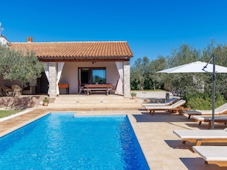 Villa Galižana Außenaufnahme 2