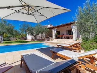 Villa Galižana Außenaufnahme 4