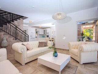 Villa Mimice Caratteristiche 22