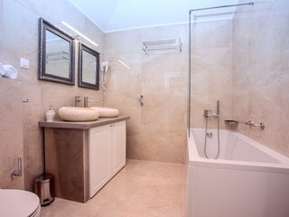 Villa Mimice Caratteristiche 32