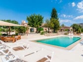 14 + 4 Personen Finca Neus