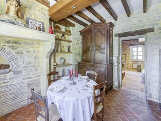 Type de propriété : Ferme Sauvigny Équipement 13