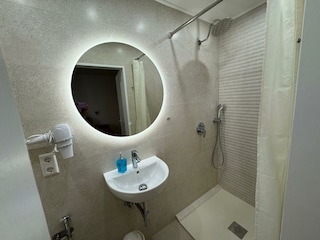 Badezimmer 1