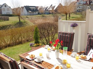 Ihr Blick auf den angrenzenden Teich.