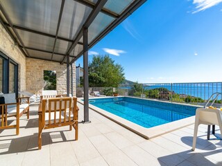 Villa Omiš Buitenaudio-opname 2