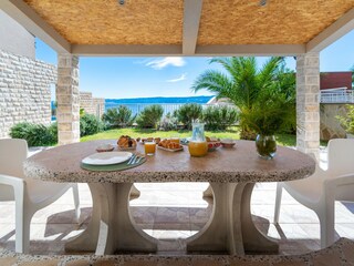 Villa Omiš Buitenaudio-opname 11
