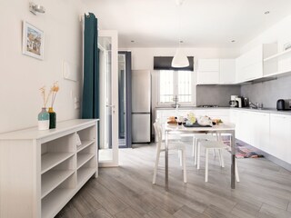 Wohnzimmer und Esszimmer