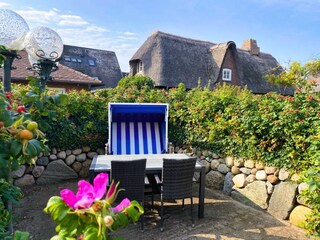 eingewachsene Terrassenplätze